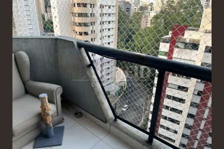 Apartamento à venda com 143m², 4 quartos e 2 vagas