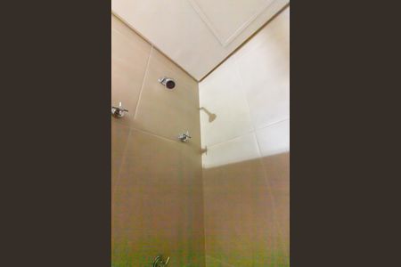 Apartamento à venda com 59m², 2 quartos e 1 vaga Apartamento à venda com 59m², 2 quartos e 1 vagaBanheiro