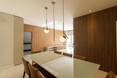Apartamento para alugar com 165m², 4 quartos e 3 vagas Apartamento para alugar com 165m², 4 quartos e 3 vagasSala