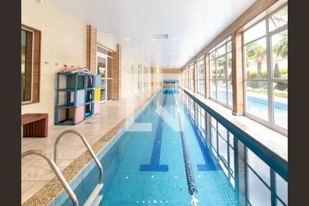 Apartamento para alugar com 165m², 4 quartos e 3 vagas Apartamento para alugar com 165m², 4 quartos e 3 vagasÁrea comum - Piscina