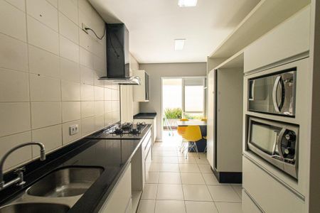 Apartamento para alugar com 165m², 4 quartos e 3 vagas Apartamento para alugar com 165m², 4 quartos e 3 vagasCozinha