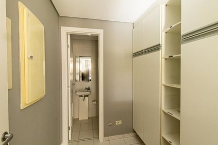 Apartamento para alugar com 165m², 4 quartos e 3 vagas Apartamento para alugar com 165m², 4 quartos e 3 vagasÁrea de Serviço