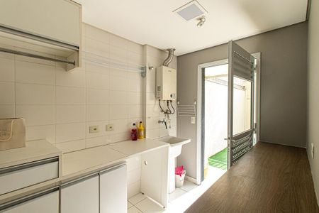 Apartamento para alugar com 165m², 4 quartos e 3 vagas Apartamento para alugar com 165m², 4 quartos e 3 vagasÁrea de Serviço