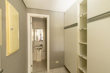 Apartamento para alugar com 165m², 4 quartos e 3 vagas Apartamento para alugar com 165m², 4 quartos e 3 vagasQuarto de Serviço