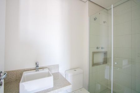Apartamento à venda com 93m², 3 quartos e 2 vagas Apartamento à venda com 93m², 3 quartos e 2 vagasBanheiro social
