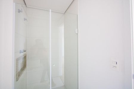 Apartamento à venda com 93m², 3 quartos e 2 vagas Apartamento à venda com 93m², 3 quartos e 2 vagasBanheiro social