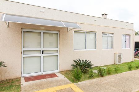 Apartamento para alugar com 48m², 2 quartos e sem vaga Apartamento para alugar com 48m², 2 quartos e sem vagaÁrea comum - Salão de festas