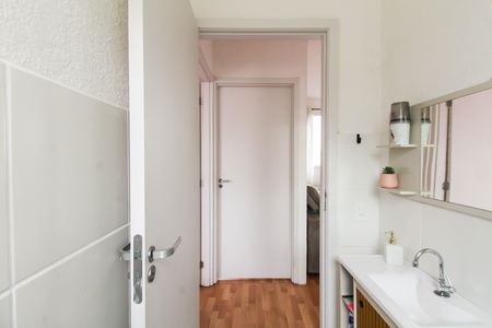 Apartamento para alugar com 48m², 2 quartos e sem vaga Apartamento para alugar com 48m², 2 quartos e sem vagaBanheiro
