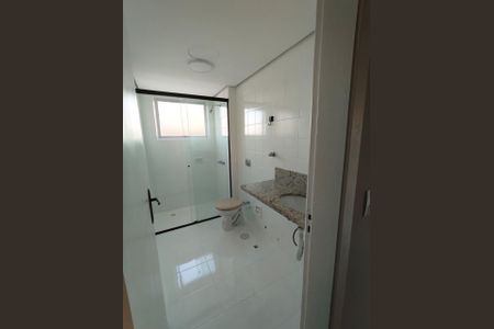 Banheiro de apartamento para alugar com 2 quartos, 150m² em Independência, Porto Alegre