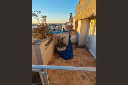 Área externa de apartamento para alugar com 2 quartos, 150m² em Independência, Porto Alegre
