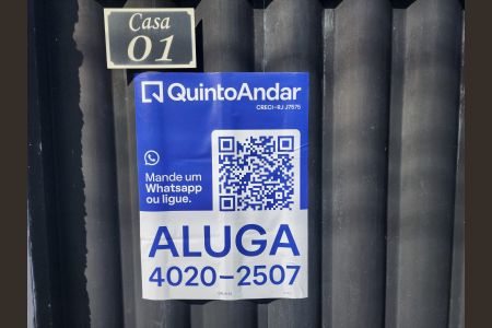 Casa para alugar com 60m², 1 quarto e 1 vaga Casa para alugar com 60m², 1 quarto e 1 vagaFachada