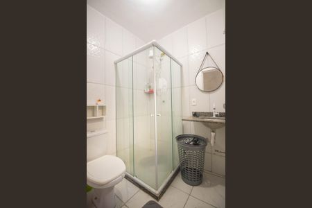 Banheiro de casa para alugar com 1 quarto, 60m² em Laranjal, São Gonçalo
