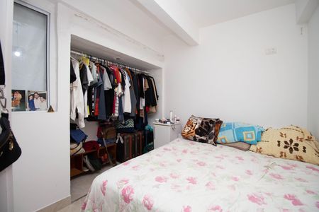Apartamento à venda com 80m², 4 quartos e 1 vaga Apartamento à venda com 80m², 4 quartos e 1 vagaQuarto 4