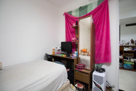 Apartamento à venda com 80m², 4 quartos e 1 vaga Apartamento à venda com 80m², 4 quartos e 1 vagaQuarto 2