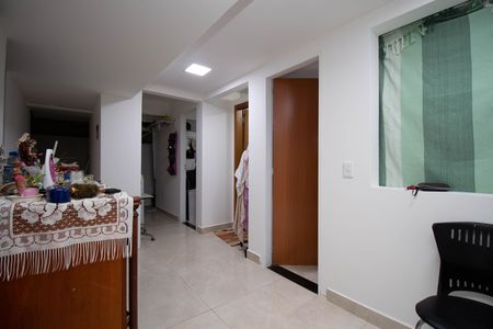 Apartamento à venda com 80m², 4 quartos e 1 vaga Apartamento à venda com 80m², 4 quartos e 1 vagaSala 2