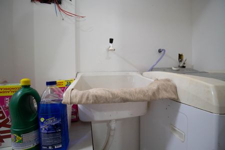 Apartamento à venda com 80m², 4 quartos e 1 vaga Apartamento à venda com 80m², 4 quartos e 1 vagaÁrea de Serviço