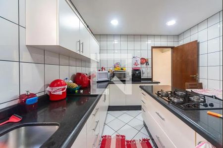 Apartamento à venda com 87m², 3 quartos e 2 vagas Apartamento à venda com 87m², 3 quartos e 2 vagasCozinha