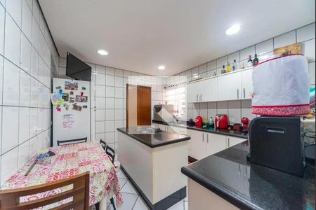 Apartamento à venda com 87m², 3 quartos e 2 vagas Apartamento à venda com 87m², 3 quartos e 2 vagasCozinha