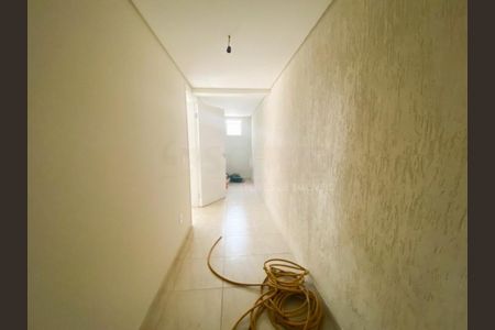 Casa à venda com 4 quartos, 440m² em Jardim Londrina, São Paulo