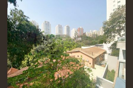 Casa à venda com 4 quartos, 440m² em Jardim Londrina, São Paulo