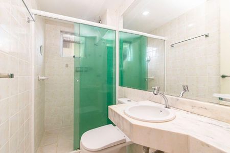 Apartamento à venda com 58m², 3 quartos e 1 vaga Apartamento à venda com 58m², 3 quartos e 1 vagaBanheiro