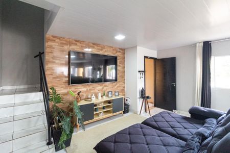 Casa à venda com 300m², 2 quartos e 2 vagasSala