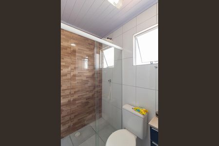 Casa à venda com 300m², 2 quartos e 2 vagasBanheiro 2