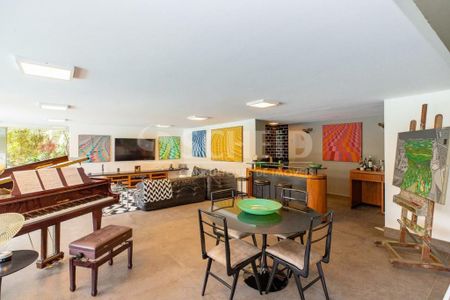 Casa à venda com 3 quartos, 500m² em Jardim Marajoara, São Paulo