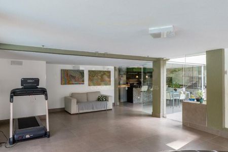 Casa à venda com 3 quartos, 500m² em Jardim Marajoara, São Paulo