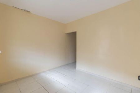 Sala de casa para alugar com 1 quarto, 45m² em Sete Pontes, São Gonçalo
