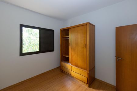 Casa de condomínio para alugar com 322m², 4 quartos e 2 vagas Casa de condomínio para alugar com 322m², 4 quartos e 2 vagasQuarto 1