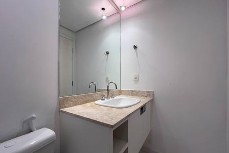 Banheiro do quarto 3 de apartamento para alugar com 3 quartos, 128m² em Vila Mariana, São Paulo