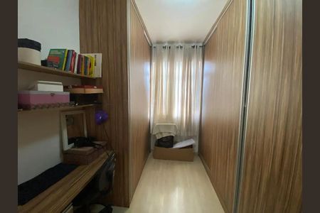 Quarto de apartamento para alugar com 3 quartos, 62m² em Indaiá, Belo Horizonte