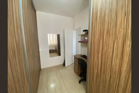 Quarto de apartamento para alugar com 3 quartos, 62m² em Indaiá, Belo Horizonte