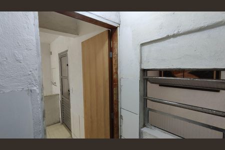Banheiro de casa para alugar com 2 quartos, 22m² em Jardim Nova Poa, Poá