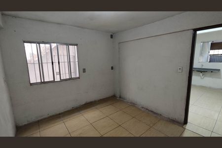 Quarto de casa para alugar com 2 quartos, 22m² em Jardim Nova Poa, Poá