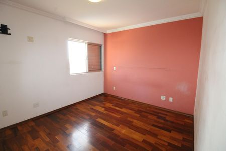 Apartamento para alugar com 186m², 4 quartos e 3 vagasSuíte