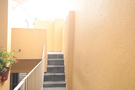 Casa para alugar com 80m², 2 quartos e sem vagaEntrada
