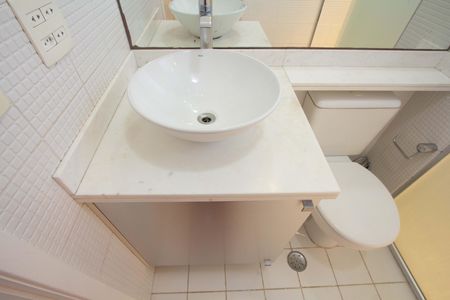 Apartamento para alugar com 50m², 1 quarto e 1 vaga Apartamento para alugar com 50m², 1 quarto e 1 vagaBanheiro da Suíte
