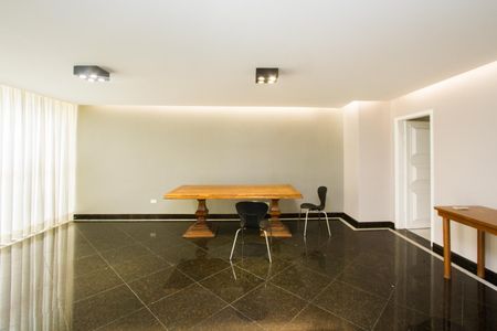 Apartamento à venda com 120m², 3 quartos e 3 vagas