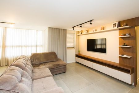 Apartamento à venda com 120m², 3 quartos e 3 vagas