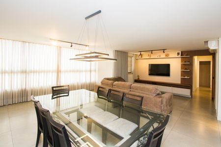 Apartamento à venda com 120m², 3 quartos e 3 vagas