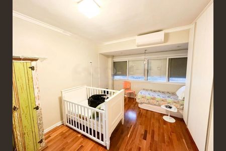 Apartamento à venda com 2 quartos, 130m² em Chácara Itaim, São Paulo