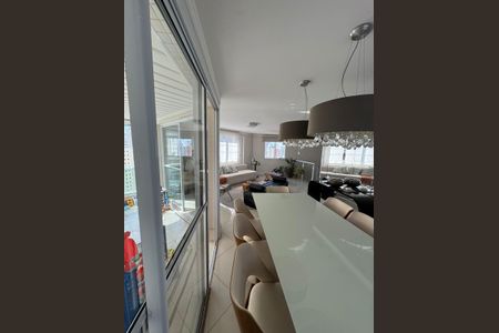 Apartamento para alugar com 250m², 4 quartos e 4 vagas Apartamento para alugar com 250m², 4 quartos e 4 vagasSala de Jantar