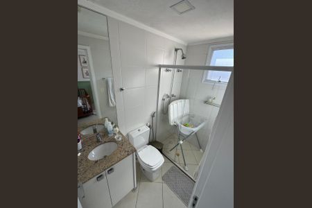 Apartamento para alugar com 250m², 4 quartos e 4 vagas Apartamento para alugar com 250m², 4 quartos e 4 vagasBanheiro social
