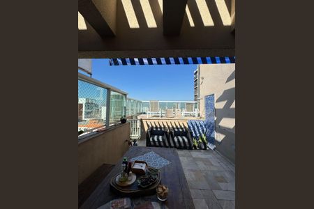 Apartamento para alugar com 250m², 4 quartos e 4 vagas Apartamento para alugar com 250m², 4 quartos e 4 vagasÁrea externa