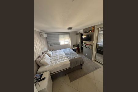 Apartamento para alugar com 250m², 4 quartos e 4 vagas Apartamento para alugar com 250m², 4 quartos e 4 vagasSuíte