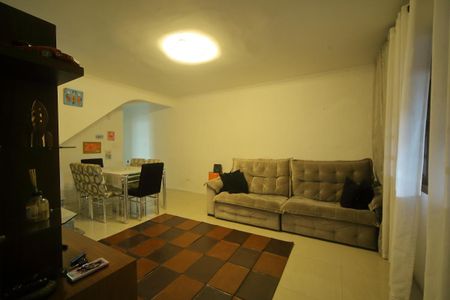Casa à venda com 160m², 5 quartos e 2 vagasSala