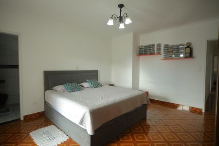 Casa à venda com 160m², 5 quartos e 2 vagasSuíte 1 