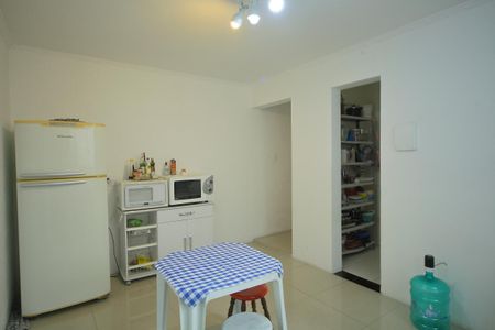 Casa à venda com 160m², 5 quartos e 2 vagasCozinha 